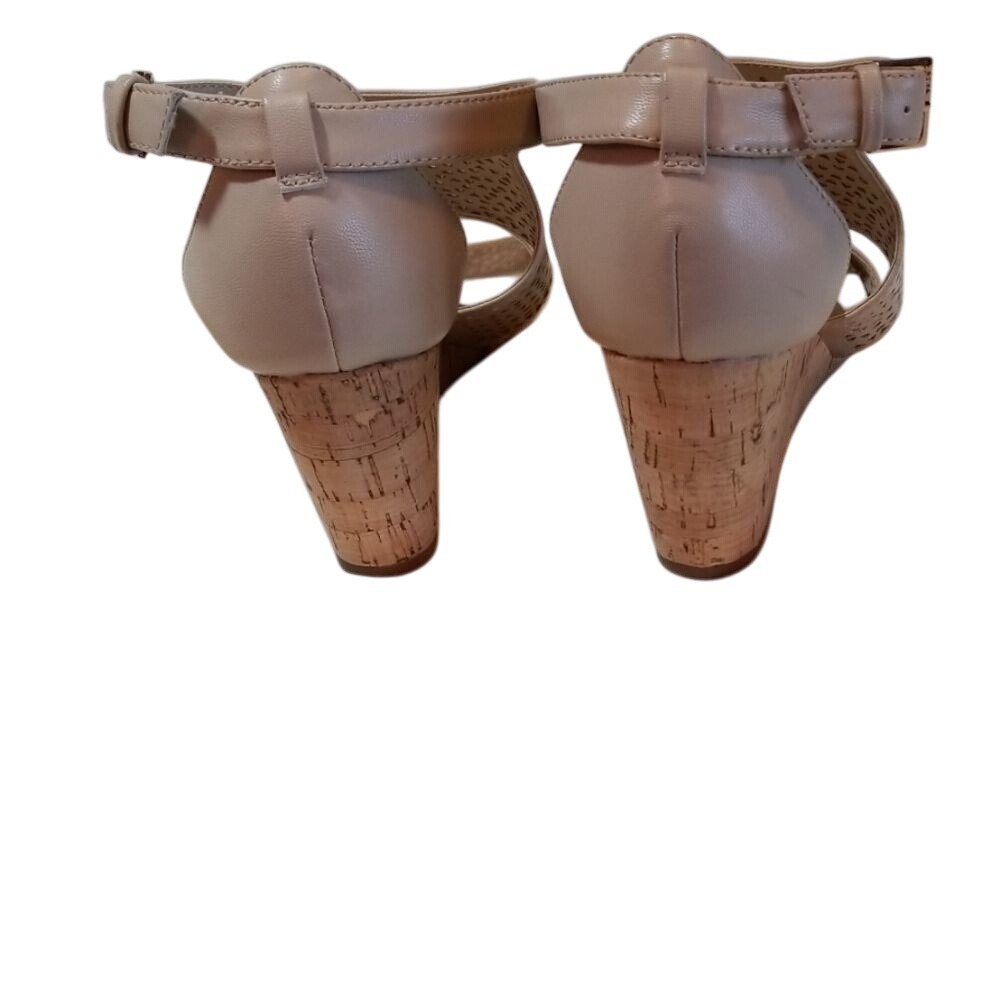 Jones New York Signature Beige Wedge Sanda… - Picture 5 of 7